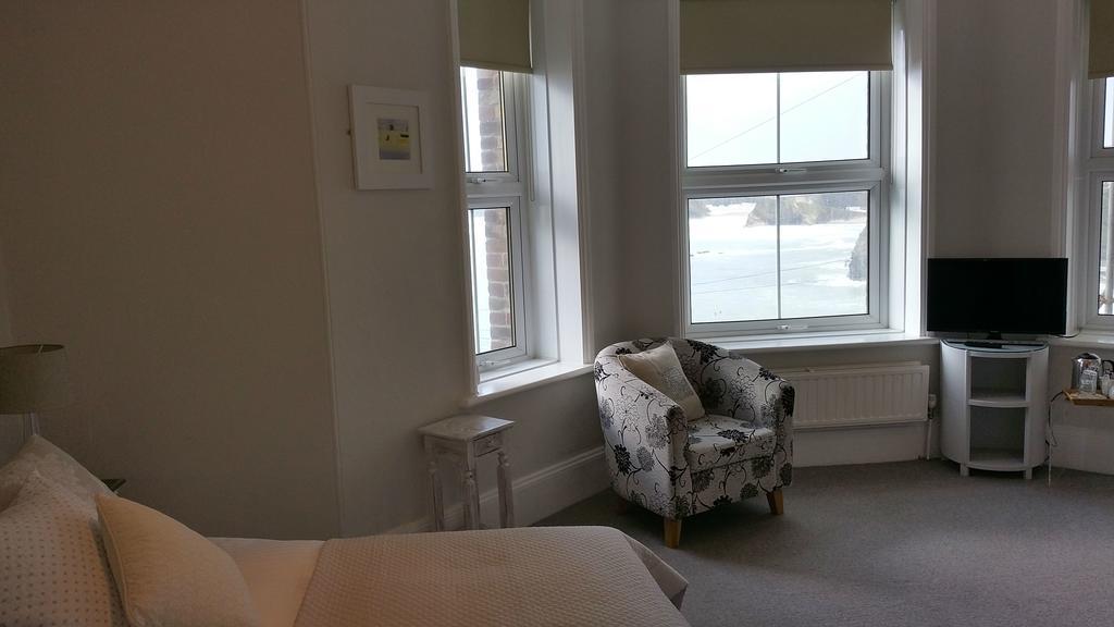 Bed and Breakfast Cliff House New Quay Exterior foto