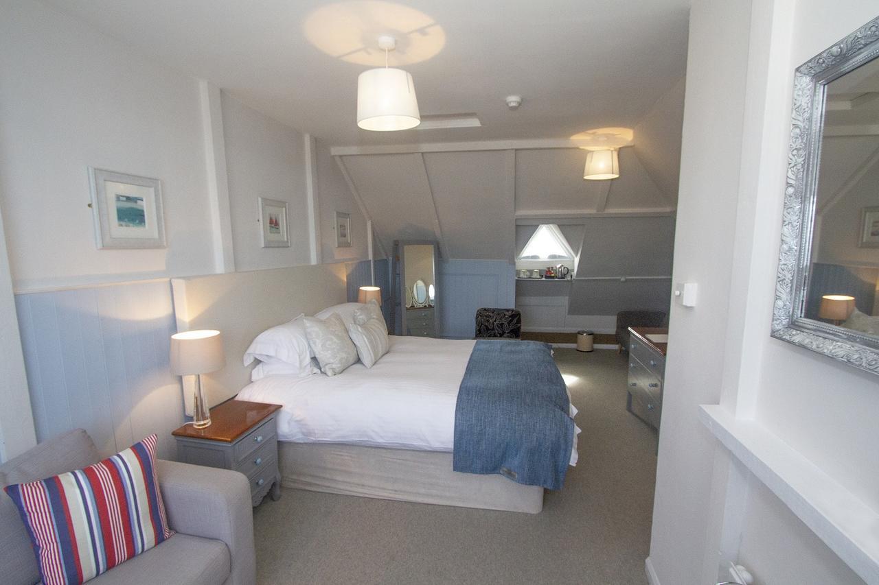 Bed and Breakfast Cliff House New Quay Exterior foto
