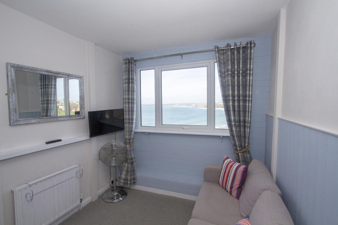 Bed and Breakfast Cliff House New Quay Exterior foto
